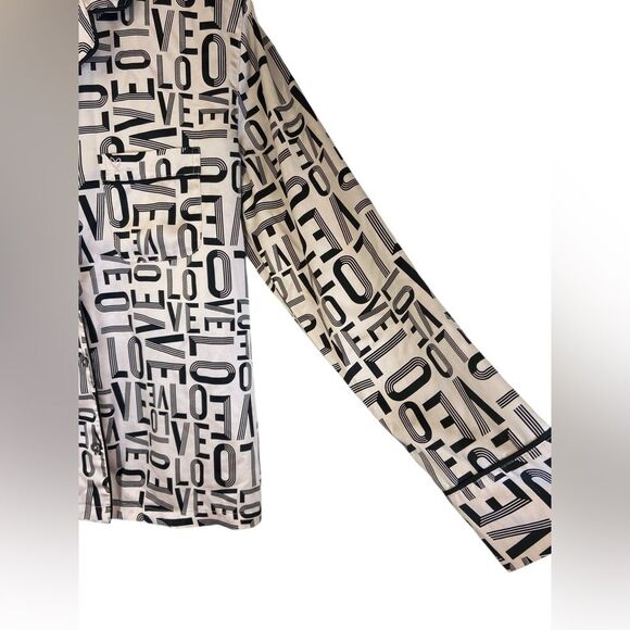 Victoria’s Secret VS Love Logo Satin Long Sleeve Button Up Sleep Top Small - Picture 3 of 7